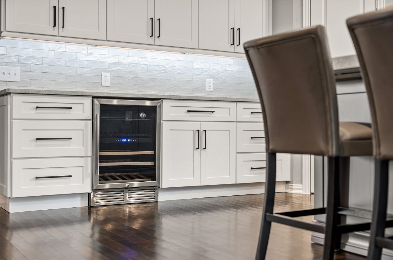 Custom Beverage Wine Fridge Built-in Kitchen Cabinets