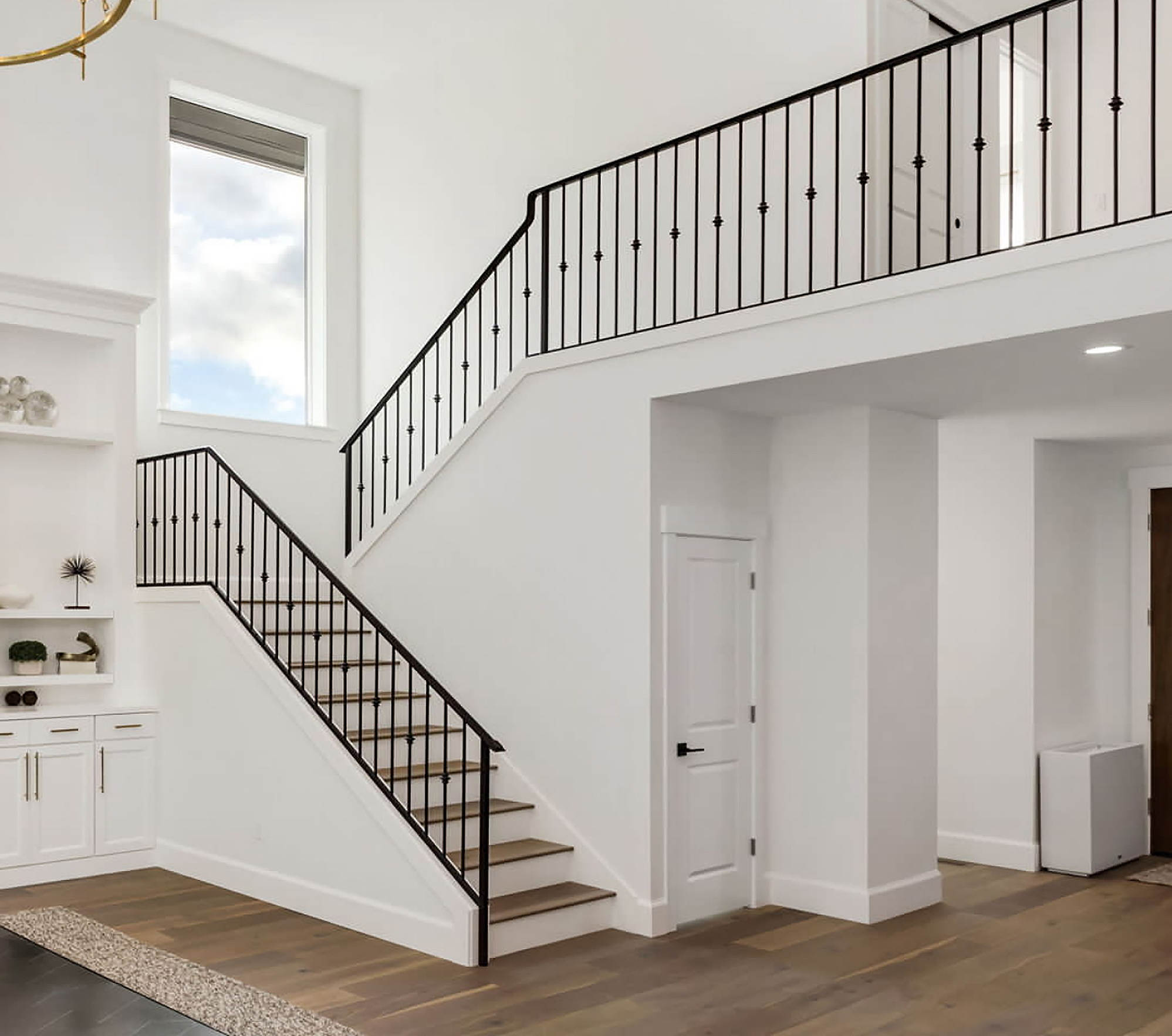 Multi Story Residential and Commercial Construction and Renovations Banner